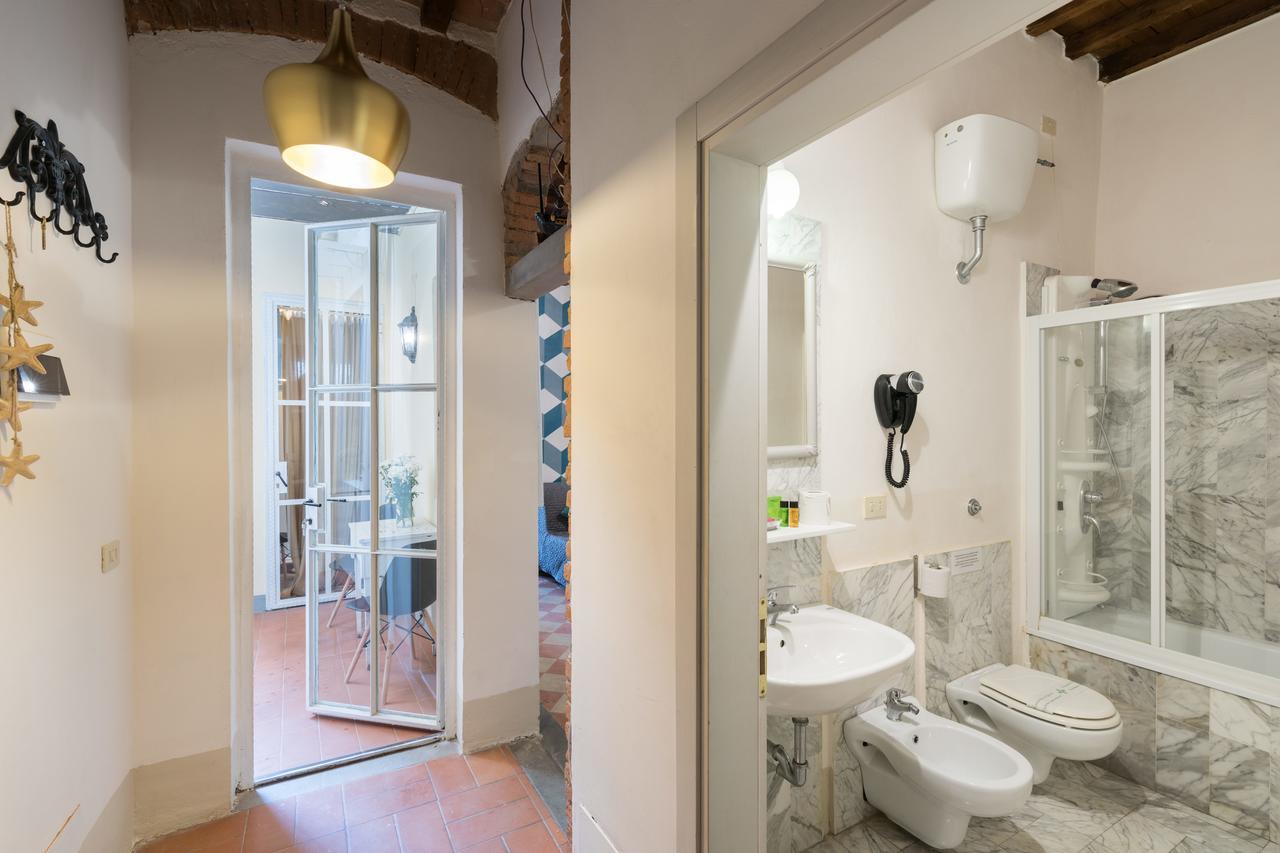 פירנצה F6 - Santa Croce One Bedroom Flat For 2 Or 3 Guests מראה חיצוני תמונה