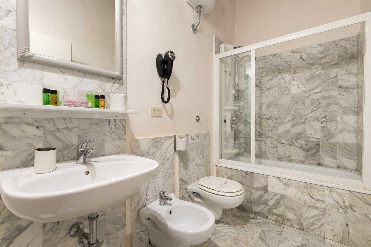 פירנצה F6 - Santa Croce One Bedroom Flat For 2 Or 3 Guests מראה חיצוני תמונה